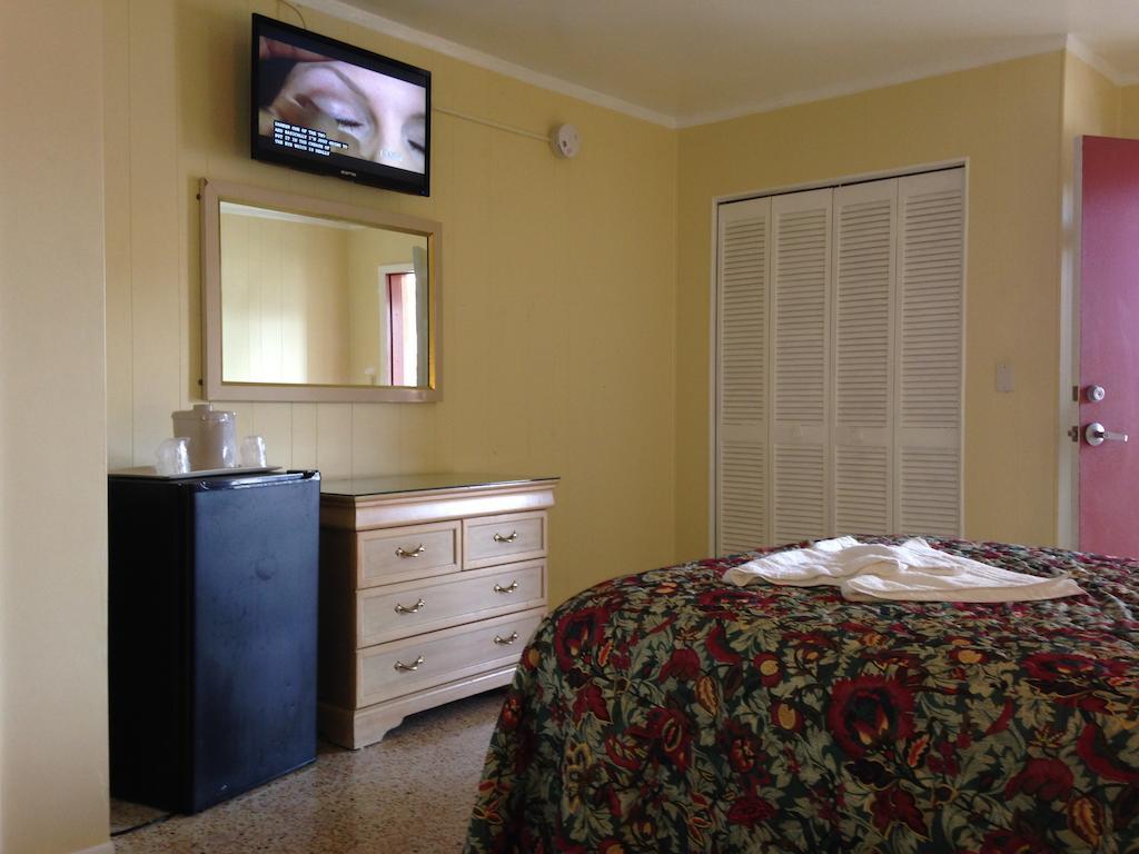 Palacio Inn Motel Miami Springs Szoba fotó